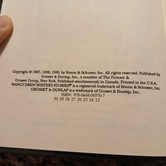 Nancy Drew The Secret of the Old Clock/The Hidden Staircase Double Feature Book - Picture 5 of 12